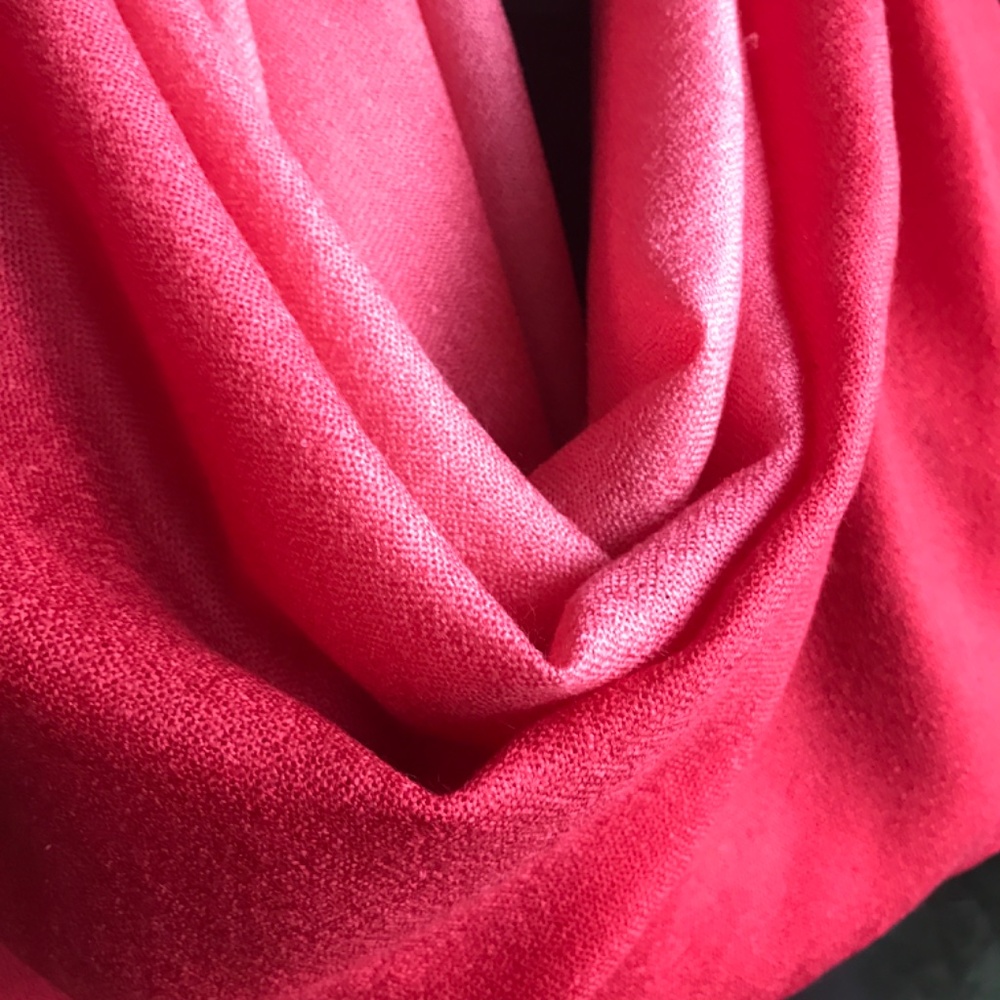 Ombre Scarf- Large! EUC 2/$25 - Picture 8 of 13